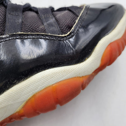 【中古品】【メンズ/レディース】 NIKE ナイキ 130245-062 観賞用 90S AIR JORDAN エア ジョーダン 11 OG PLAYOFFS プレイオフ (1995) スニーカー シューズ 靴 160-251215-ya-21-izu サイズ：26cm カラー：BLACK-TRUE/RED-WHITE 万代Net店