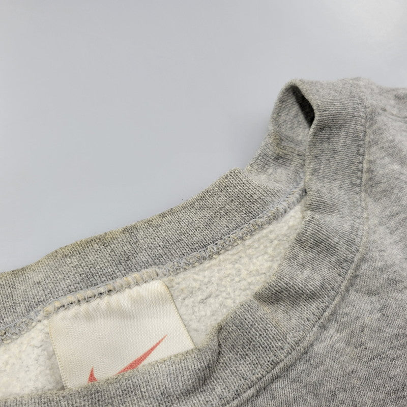 【中古品】【メンズ】 ONE POINT LOGO SWEATSHIRT ワンポイント ロゴ スウェットシャツ トレーナー 長袖 トップス 146-251227-as-14-izu サイズ：XL カラー：グレー 万代Net店