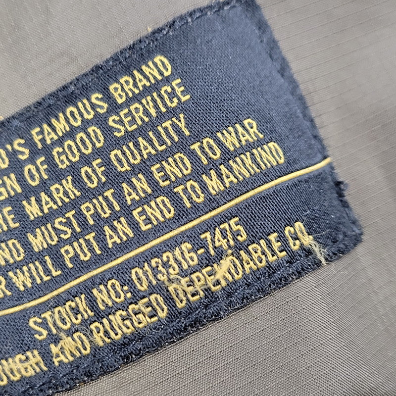 【中古品】【メンズ】 ROUGH AND RUGGED ラフアンドラゲッド MIL-J-316130 MILITARY HOODED DOWN JACKET ミリタリー フーデッド ダウン ジャケット アウター 142-251216-cs-09-izu サイズ：3 カラー：カーキ 万代Net店