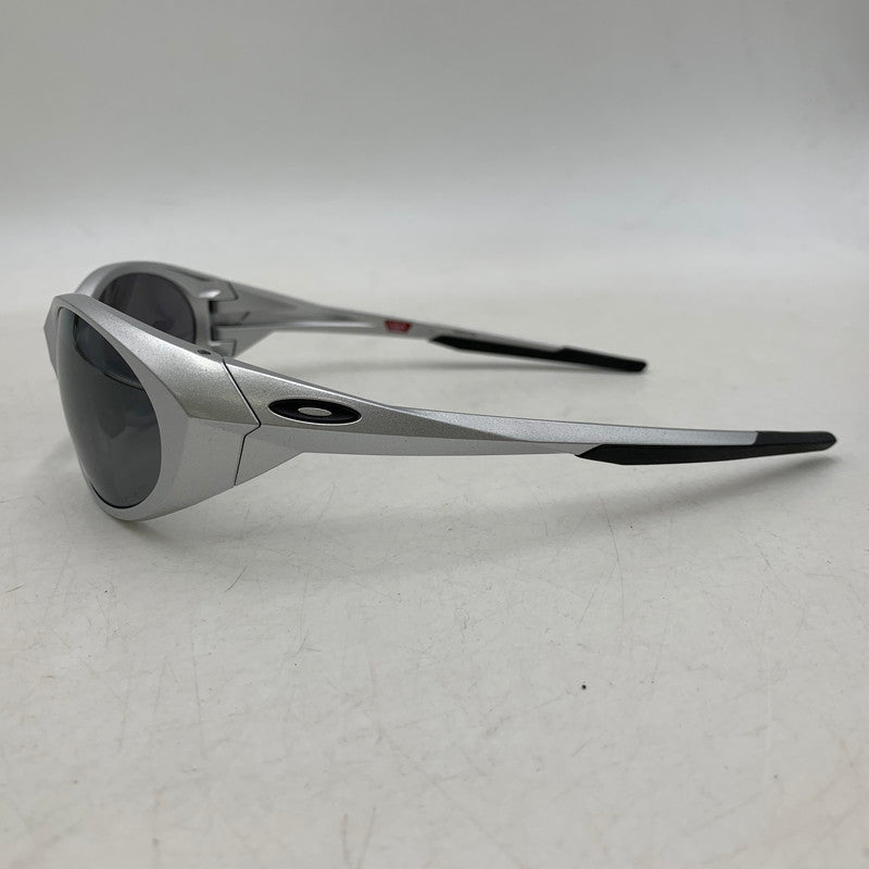 【中古品】【メンズ/レディース】 OAKLEY オークリー OO9438-0558 偏光レンズ EYE JACKET REDUX SUNGLASS アイジャケット レダックス サングラス 203-251217-kh-03-izu サイズ：58□19-137 カラー：シルバー 万代Net店