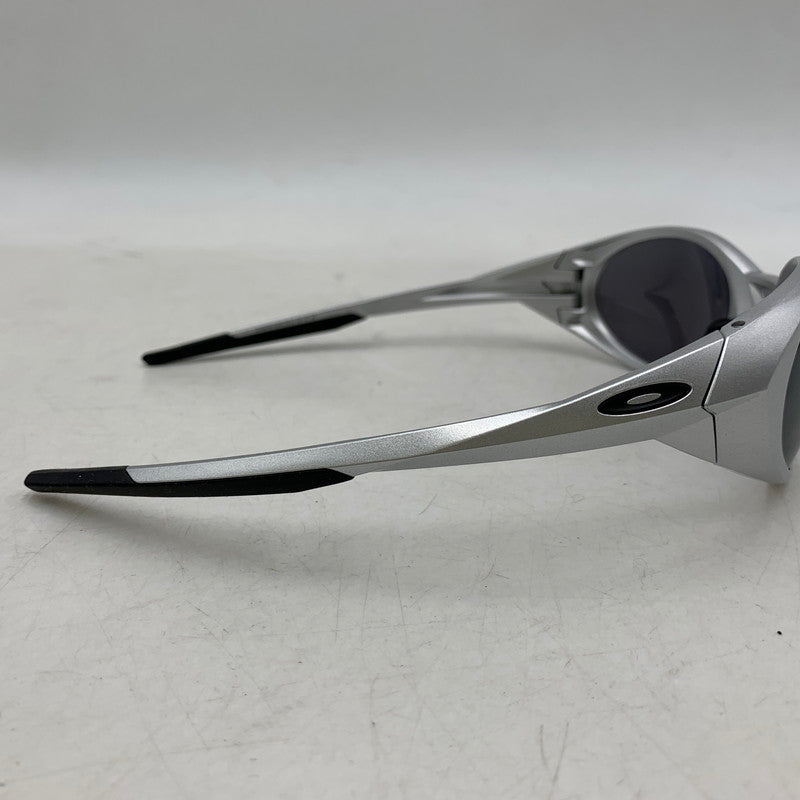 【中古品】【メンズ/レディース】 OAKLEY オークリー OO9438-0558 偏光レンズ EYE JACKET REDUX SUNGLASS アイジャケット レダックス サングラス 203-251217-kh-03-izu サイズ：58□19-137 カラー：シルバー 万代Net店