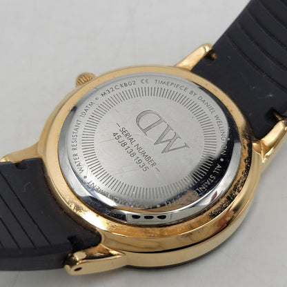 【中古品】【メンズ/レディース】 Daniel Wellington ダニエルウェリントン ICONIC MOTION M32CRB02 アイコニックモーション クォーツ 腕時計 198-251221-as-26-izu カラー：ブラック×ゴールド 万代Net店
