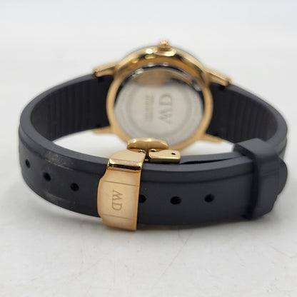 【中古品】【メンズ/レディース】 Daniel Wellington ダニエルウェリントン ICONIC MOTION M32CRB02 アイコニックモーション クォーツ 腕時計 198-251221-as-26-izu カラー：ブラック×ゴールド 万代Net店