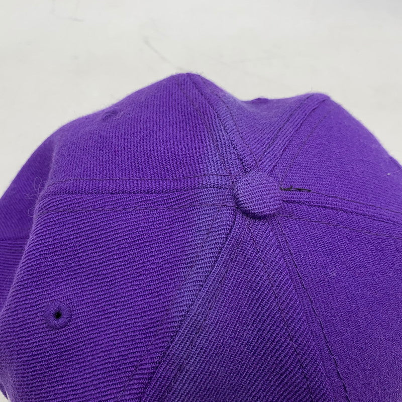【中古品】【メンズ/レディース】 Supreme シュプリーム × NEW ERA ニューエラ 59FIFTY SOLID SIDE LOGO CAP ロゴ キャップ 帽子 185-251216-as-18-izu サイズ：7 1/2（59.6cm） カラー：パープル 万代Net店