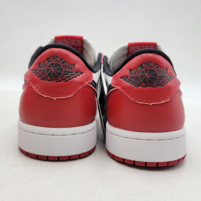 【中古美品】【メンズ】 NIKE ナイキ HQ6998-600 AIR JORDAN エア ジョーダン1 RETRO LOW OG レトロ ロー オージー CHICAGO シカゴ (2025) スニーカー シューズ 靴 160-251218-ya-06-izu サイズ：27.5cm カラー：VARSITY RED/BLACK/SUMMIT WHITE 万代Net店