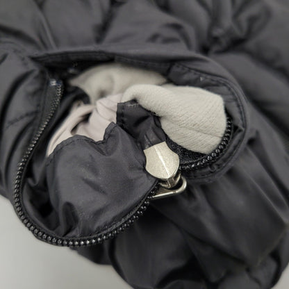 【現状渡し品】【キッズ】 HOODED DOWN JACKET TB5M/TN5M フーデッドダウンジャケット アウター 173-251227-as-18-izu サイズ：M カラー：ブラック 万代Net店