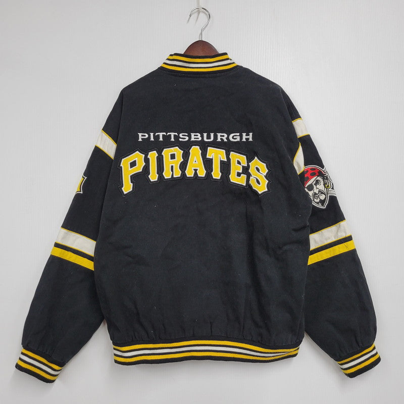 【中古品】【メンズ】 JH DESIGN ジェイエイチデザイン PITTSBURGH PIRATES STADIUM JACKET ピッツバーグ・パイレーツ スタジアムジャケット スタジャン アウター 146-251218-as-08-izu サイズ：XL カラー：ブラック 万代Net店