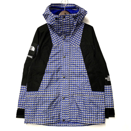 【中古美品】【メンズ】 Supreme シュプリーム × THE NORTH FACE ザ・ノースフェイス 21SS STUDDED MOUNTAIN LIGHT JACKET NP12103I スタッズド マウンテン ライト ジャケット アウター 149-251219-ay-01-izu サイズ：M カラー：ロイヤルブルースタディッドプリント 万代Net店