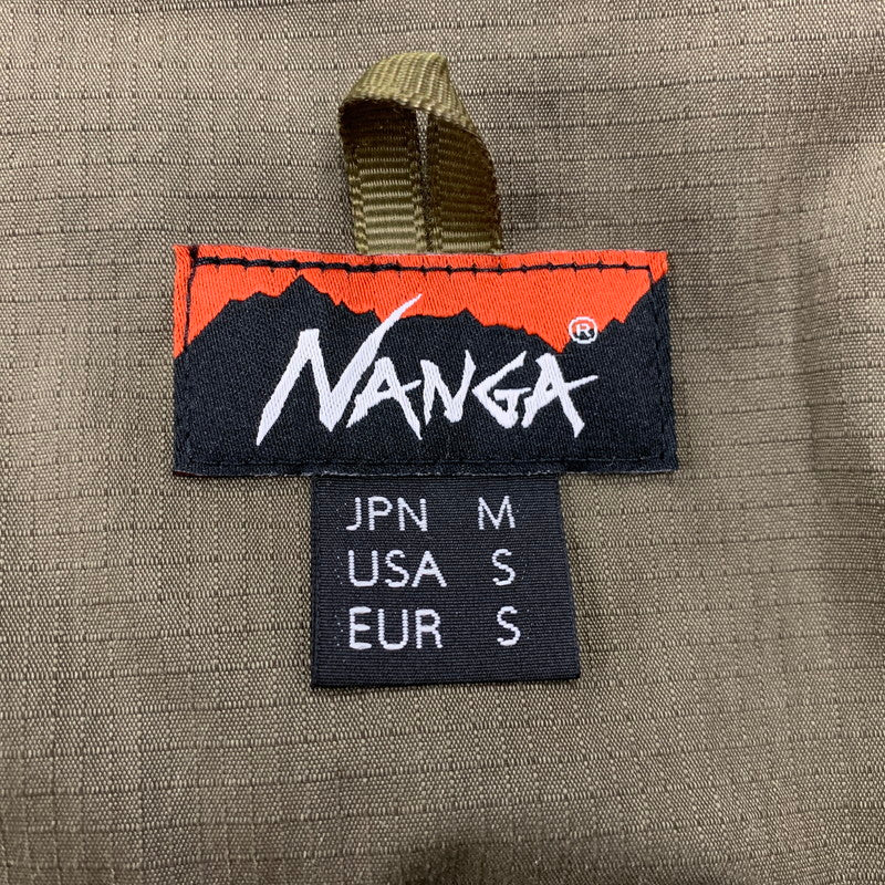 【中古品】【メンズ】 NANGA ナンガ HINOC RIPSTOP INNER DOWN CARDIGAN ヒノック リップストップ インナー ダウン カーディガン トップス 長袖 144-251220-cs-19-izu サイズ：M カラー：カーキ 万代Net店