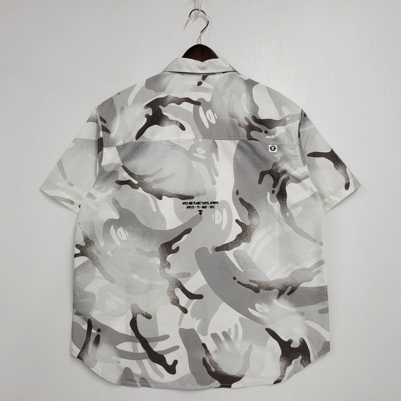 【中古品】【メンズ】 AAPE BY A BATHING APE エーエイプバイアベイシングエイプ AAPE SHORT SLEEVE SHIRT AAPSRM8528XAO ショートスリーブシャツ 半袖 トップス 142-251223-as-12-izu サイズ：S カラー：マルチカラー 万代Net店