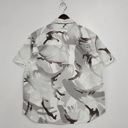 【中古品】【メンズ】 AAPE BY A BATHING APE エーエイプバイアベイシングエイプ AAPE SHORT SLEEVE SHIRT AAPSRM8528XAO ショートスリーブシャツ 半袖 トップス 142-251223-as-12-izu サイズ：S カラー：マルチカラー 万代Net店