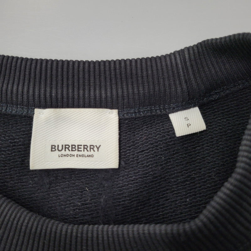【中古品】【メンズ】 BURBERRY LONDON ENGLAND CENTER LOGO SWEAT 8011357 センター ロゴ スウェット 長袖 トップス 141-251223-as-11-izu サイズ：S カラー：ブラック 万代Net店