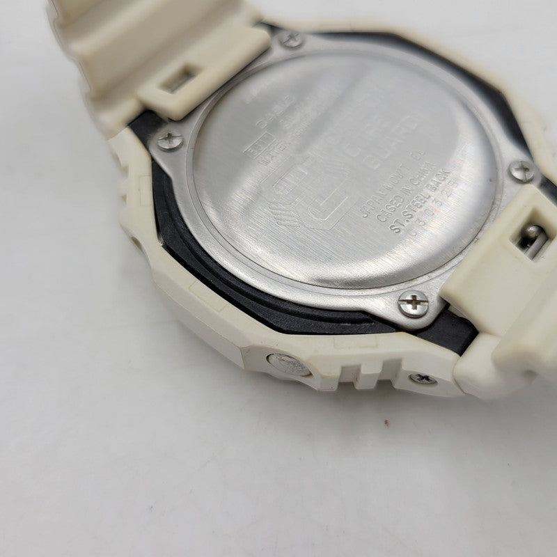 【中古品】【メンズ/レディース】 × ガリガリ君 GA-2100 ICE CANDY 40名限定 デジタル×アナログ 腕時計 196-251224-as-23-izu カラー：ホワイト×ブラック 万代Net店