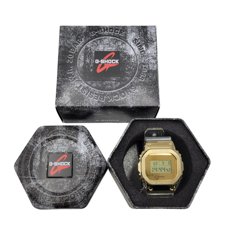 【中古美品】【メンズ/レディース】 G-SHOCK ジーショック GM-5600SG-9 腕時計 199-260909-as-31-izu サイズ：49.6 × 43.2 × 12.9 mm カラー：ゴールド×クリア 万代Net店