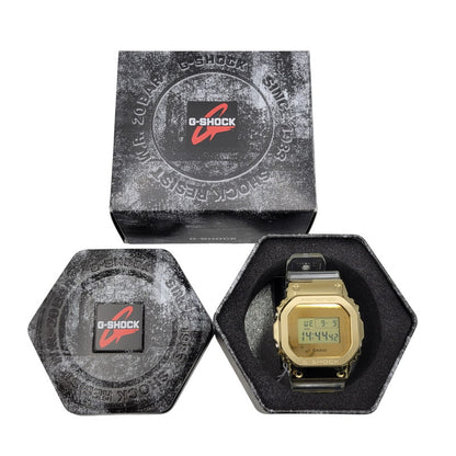 【中古美品】【メンズ/レディース】 G-SHOCK ジーショック GM-5600SG-9 腕時計 199-260909-as-31-izu サイズ：49.6 × 43.2 × 12.9 mm カラー：ゴールド×クリア 万代Net店
