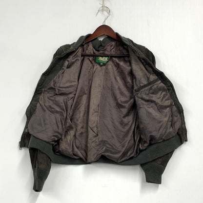 【現状渡し品】【メンズ】 HILL&ARCHER ヒルアンドアーチャー 韓国製 80S-90S SUEDE LEATHER BLOUSON スエード レザー ブルゾン アウター 146-251225-ya-05-izu サイズ：44 カラー：チャコール 万代Net店