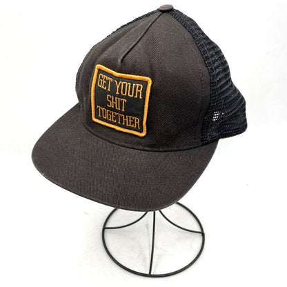 【現状渡し品】【メンズ/レディース】 OLD SUPREME オールド シュプリーム GET YOUR SHIT TOGETHER MESH CAP メッシュ キャップ 帽子 服飾雑貨 185-251225-ay-03-izu サイズ：F カラー：ブラック系 万代Net店