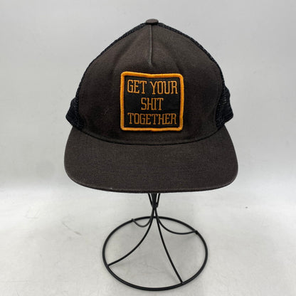 【現状渡し品】【メンズ/レディース】 OLD SUPREME オールド シュプリーム GET YOUR SHIT TOGETHER MESH CAP メッシュ キャップ 帽子 服飾雑貨 185-251225-ay-03-izu サイズ：F カラー：ブラック系 万代Net店