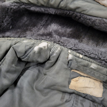 【現状渡し品】【メンズ】 U.S.AIR FORCE ユーエス エアフォース 70-80S N-3B FLIGHT JACKET フライト ジャケット アウター 146-251228-ya-05-izu サイズ：下記参照 カラー：グリーン 万代Net店