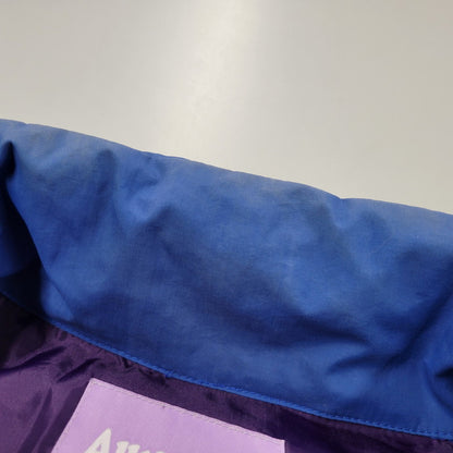 【現状渡し品】【メンズ】 ALLTIMERS オールタイマーズ HOODED DOWN JACKET フーデッド ダウンジャケット アウター 142-251230-as-06-izu サイズ：L カラー：ブルー 万代Net店