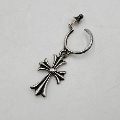 ※店頭販売のみ 【中古品】【メンズ/レディース】 925 TINY CH CROSS タイニー CHクロス ピアス アクセサリー 190-260211-as-04-ichh カラー：シルバー 万代Net店
