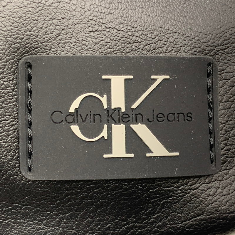 【中古品】【メンズ/レディース】 CALVIN KLEIN JEANS カルバン クライン ジーンズ RUBBER LOGO SHOULDER BAG ラバー ロゴ ショルダー バッグ カバン 鞄 188-260113-cs-16-izu カラー：ブラック 万代Net店