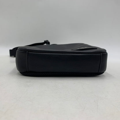 【中古品】【メンズ/レディース】 CALVIN KLEIN JEANS カルバン クライン ジーンズ RUBBER LOGO SHOULDER BAG ラバー ロゴ ショルダー バッグ カバン 鞄 188-260113-cs-16-izu カラー：ブラック 万代Net店