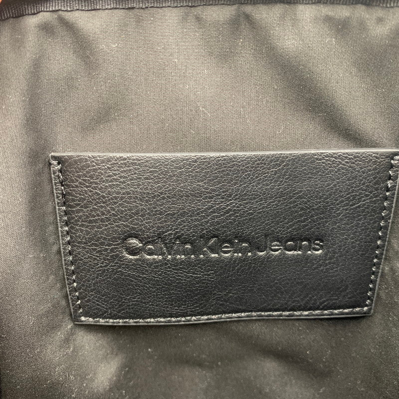 【中古品】【メンズ/レディース】 CALVIN KLEIN JEANS カルバン クライン ジーンズ RUBBER LOGO SHOULDER BAG ラバー ロゴ ショルダー バッグ カバン 鞄 188-260113-cs-16-izu カラー：ブラック 万代Net店