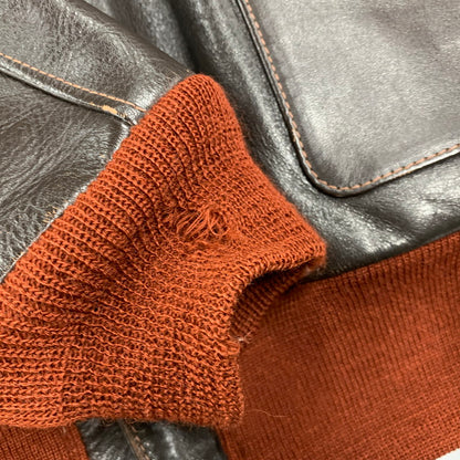 【中古品】【メンズ】 THE FEW MFG. CO. ザ フュー ROUGH WEAR CLOTHING CO. W535 AC-23380 TYPE A-2 HORSEHIDE LEATHER FLIGHT JACKET ホースハイド レザー フライト ジャケット アウター 145-260110-cs-20-izu サイズ：40 カラー：ダークブラウン 万代Net店