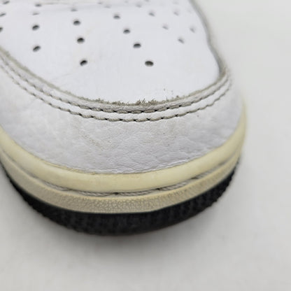 【現状渡し品】【メンズ】 DA8482-100 AIR FORCE 1 LOW '07 LX エア フォース ワン ロー スニーカー シューズ 靴 160-260116-cs-05-izu サイズ：26.5cm カラー：WHITE/PHOTON DUST-BLACK-CHILE RED 万代Net店