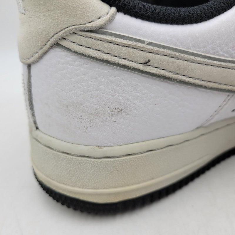 【現状渡し品】【メンズ】 DA8482-100 AIR FORCE 1 LOW '07 LX エア フォース ワン ロー スニーカー シューズ 靴 160-260116-cs-05-izu サイズ：26.5cm カラー：WHITE/PHOTON DUST-BLACK-CHILE RED 万代Net店