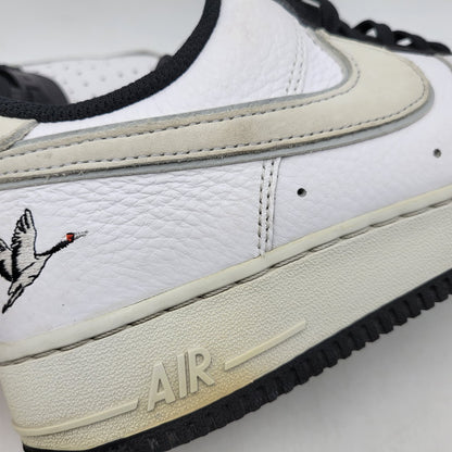【現状渡し品】【メンズ】 DA8482-100 AIR FORCE 1 LOW '07 LX エア フォース ワン ロー スニーカー シューズ 靴 160-260116-cs-05-izu サイズ：26.5cm カラー：WHITE/PHOTON DUST-BLACK-CHILE RED 万代Net店