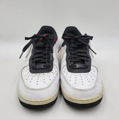 【現状渡し品】【メンズ】 DA8482-100 AIR FORCE 1 LOW '07 LX エア フォース ワン ロー スニーカー シューズ 靴 160-260116-cs-05-izu サイズ：26.5cm カラー：WHITE/PHOTON DUST-BLACK-CHILE RED 万代Net店