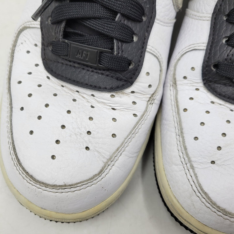 【現状渡し品】【メンズ】 DA8482-100 AIR FORCE 1 LOW '07 LX エア フォース ワン ロー スニーカー シューズ 靴 160-260116-cs-05-izu サイズ：26.5cm カラー：WHITE/PHOTON DUST-BLACK-CHILE RED 万代Net店
