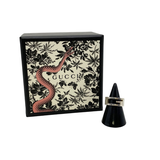 【中古品】【メンズ/レディース】 GUCCI グッチ 925 ブランデッド カットアウトGリング 指輪 アクセサリー 182-260121-as-05-izu サイズ：9 カラー：シルバー 万代Net店