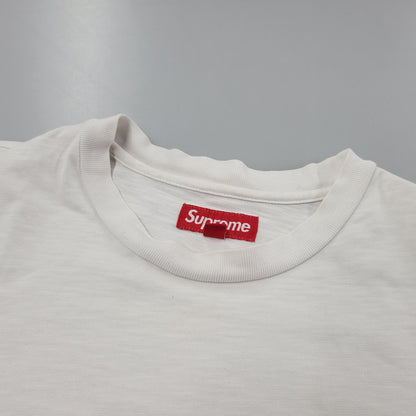 【中古品】【メンズ】 Supreme シュプリーム OLD ENGLISH SS TOP オールド イングリッシュ ショートスリーブ トップス 半袖 Tシャツ 149-260118-kh-03-izu サイズ：XL カラー：ホワイト 万代Net店