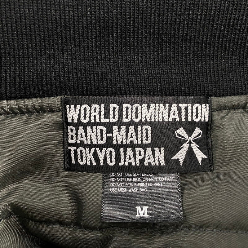 【中古品】【メンズ】 BAND-MAID バンドメイド 10TH ANNIVERSARY BACK刺繍 MA-1 FLIGHT JACKET アニバーサリー フライト ジャケット アウター 147-260115-kh-06-izu サイズ：M カラー：ブラック 万代Net店