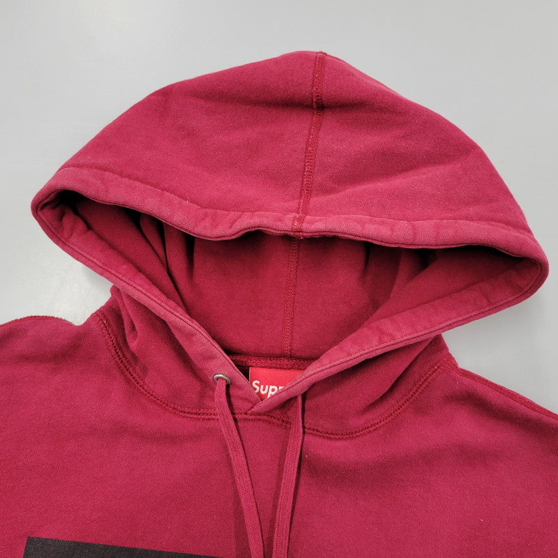 【中古品】【メンズ】 ×NAN GOLDIN ナン ゴールディン MISTY AND JIMMY PAULETTE HOODED SWEATSHIRT フーデッド スウェットシャツ パーカー 149-260118-kh-06-izu サイズ：M カラー：バーガンディー 万代Net店