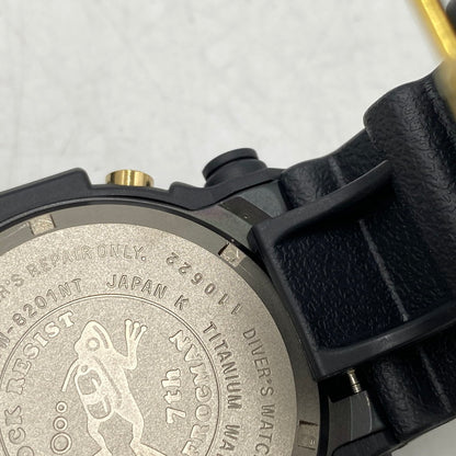 【中古品】【メンズ/レディース】 G-SHOCK ジーショック DW-8201NT-1JR 7TH ANNIVERSARY MODEL FORGMAN DIGITAL QUARTZ フロッグマン デジタル クォーツ 時計 196-260531-kh-07-izu カラー：ブラック 万代Net店