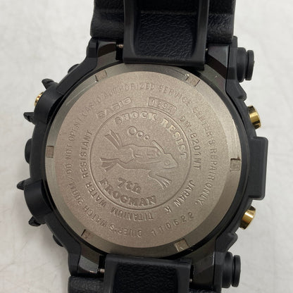 【中古品】【メンズ/レディース】 G-SHOCK ジーショック DW-8201NT-1JR 7TH ANNIVERSARY MODEL FORGMAN DIGITAL QUARTZ フロッグマン デジタル クォーツ 時計 196-260531-kh-07-izu カラー：ブラック 万代Net店
