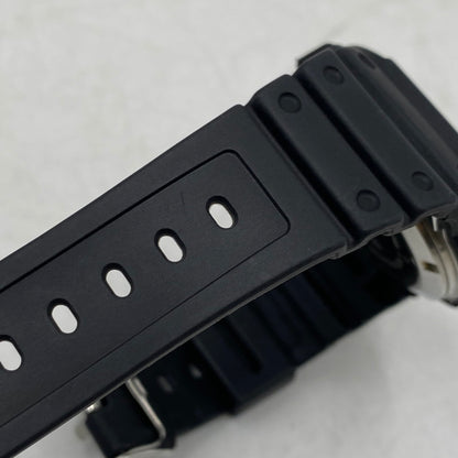 【中古品】【メンズ/レディース】 G-SHOCK ジーショック DW-5000-1JF 初代DW-5000C復刻モデル スクリューバック DIGITAL QUARTZ デジタル クォーツ 時計 腕時計 196-260531-kh-08-izu カラー：ブラック 万代Net店