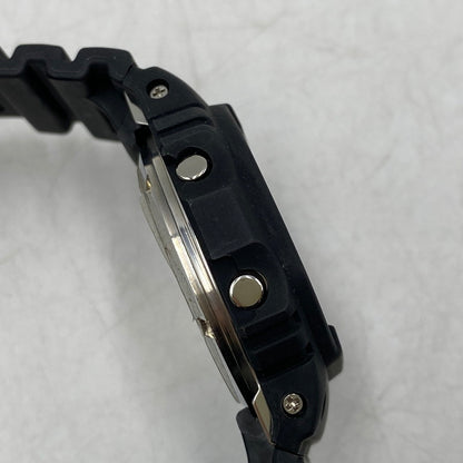 【中古品】【メンズ/レディース】 G-SHOCK ジーショック DW-5000-1JF 初代DW-5000C復刻モデル スクリューバック DIGITAL QUARTZ デジタル クォーツ 時計 腕時計 196-260531-kh-08-izu カラー：ブラック 万代Net店