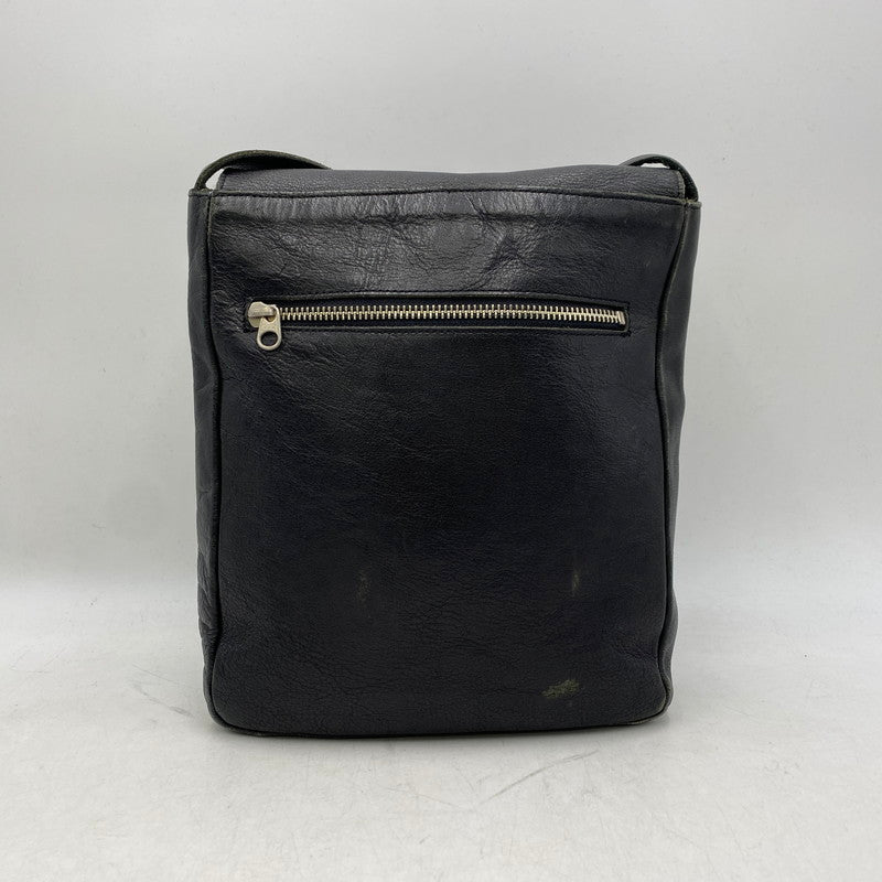 【現状渡し品】【メンズ/レディース】 LEATHER SHOULDER BAG レザー ショルダーバッグ カバン 鞄 180-260121-as-01-izu カラー：ブラック 万代Net店
