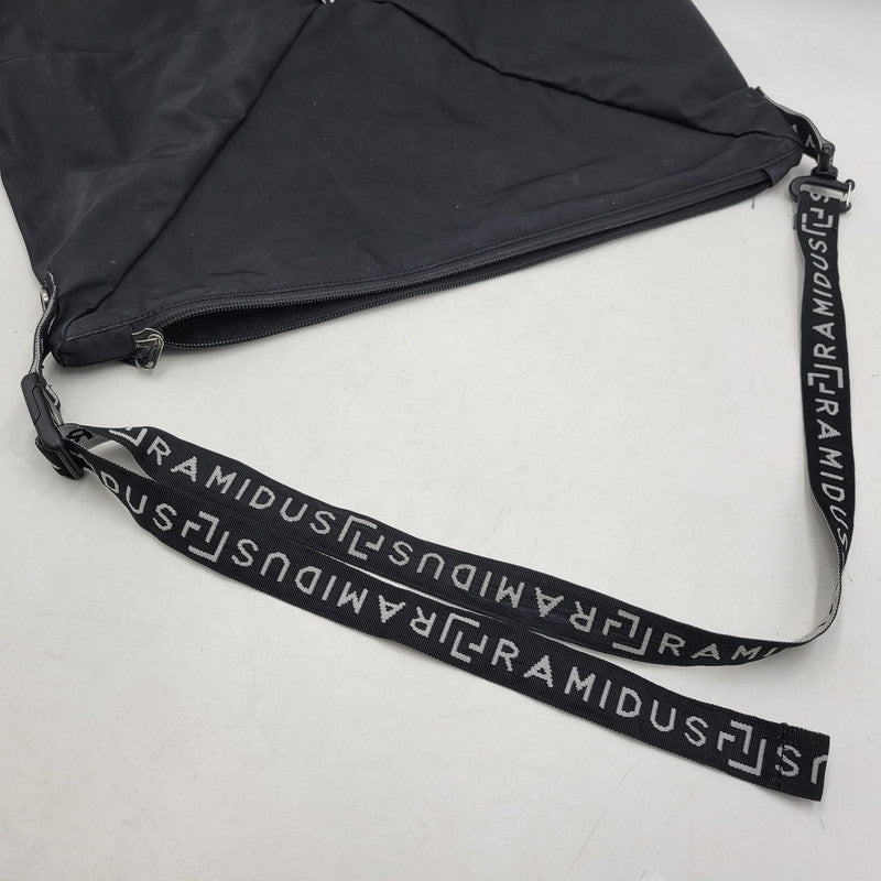 【現状渡し品】【メンズ/レディース】 FUMITO GANRYU フミトガンリュウ × RAMIDUS ラミダス 2WAY SHOULDER BAG ショルダーバッグ コラボ 鞄 カバン 188-260124-ay-02-izu カラー：ブラック 万代Net店