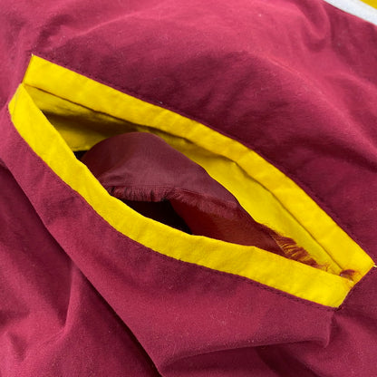 【現状渡し品】【メンズ】 STARTER × NFL スターター バイ エヌエフエル90S 台湾製"REDSKINS"レッドスキンズ NYLON HOODED DOWN JACKET ナイロン フーデッド ダウン ジャケット アウター 146-260123-mh-02-izu サイズ：L カラー：ワインレッド/イエロー 万代Net店