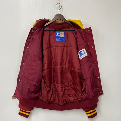 【現状渡し品】【メンズ】 STARTER × NFL スターター バイ エヌエフエル90S 台湾製"REDSKINS"レッドスキンズ NYLON HOODED DOWN JACKET ナイロン フーデッド ダウン ジャケット アウター 146-260123-mh-02-izu サイズ：L カラー：ワインレッド/イエロー 万代Net店