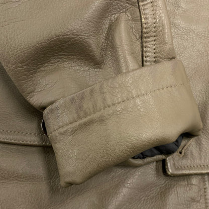 【現状渡し品】【メンズ】 UNITED ARROWS BLUE LABEL ユナイテッドアローズ ブルーレーベル 1225-199-4360 N-3B LEATHER COAT レザー コート アウター 147-260127-yn-06-izu サイズ：S カラー：オリーブ 万代Net店