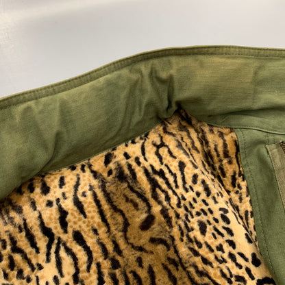 【中古品】【メンズ】 LEOPARD FUR LINER M-65 TYPE FIELD JACKET レオパード ファー ライナー タイプ フィールド ジャケット アウター 142-260126-cs-06-izu サイズ：S カラー：カーキ 万代Net店