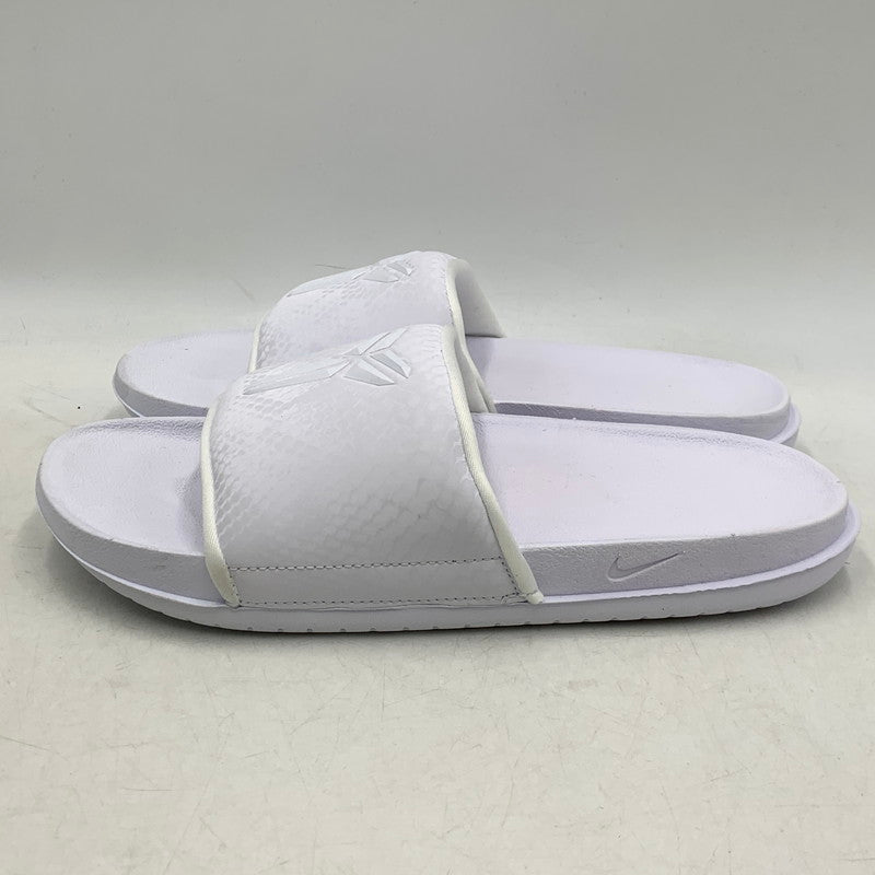 【中古品】【メンズ】 × KOBE BRYANT コービー ブライアント IF2870-100 OFFCOURT SLIDE オフコート スライド サンダル シューズ 靴 160-260128-ya-03-izu サイズ：27cm カラー：WHITE-WHITE 万代Net店