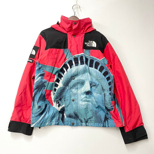 【中古品】【メンズ】 ×THE NORTH FACE ザ・ノース・フェイス NP61902I 19AW STATUE OF LIBERTY MOUNTAIN JACKET スタチュー オブ リバティ マウンテン ジャケット アウター 149-260130-ya-07-izu サイズ：S カラー：レッド 万代Net店